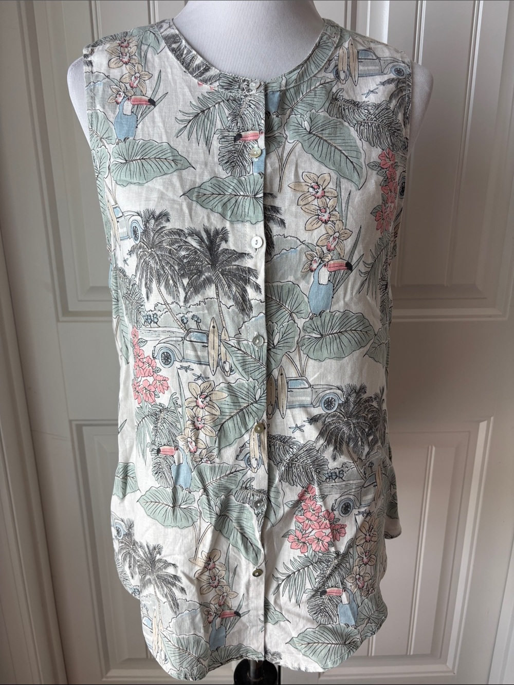 C&C California Light Aqua Floral 100% sleeveless Linen Blouse - Picture 2 of 7